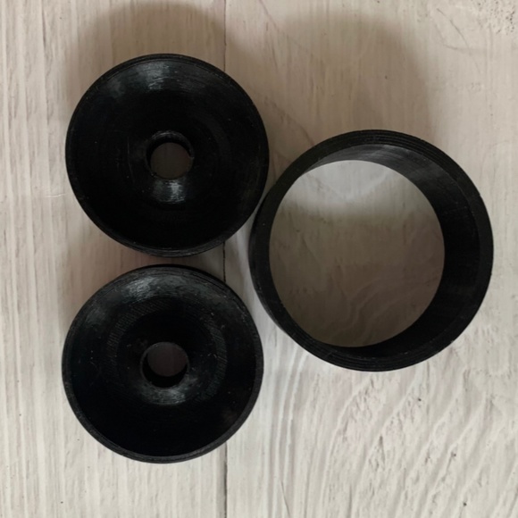 3D Mini Donut Mold, Bathbombs Baked Goods, Bath Fizzy, Shower Bathbomb-VGC - Picture 1 of 4